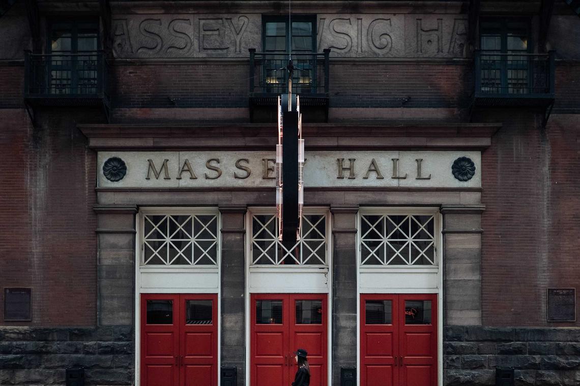 Est molestiae